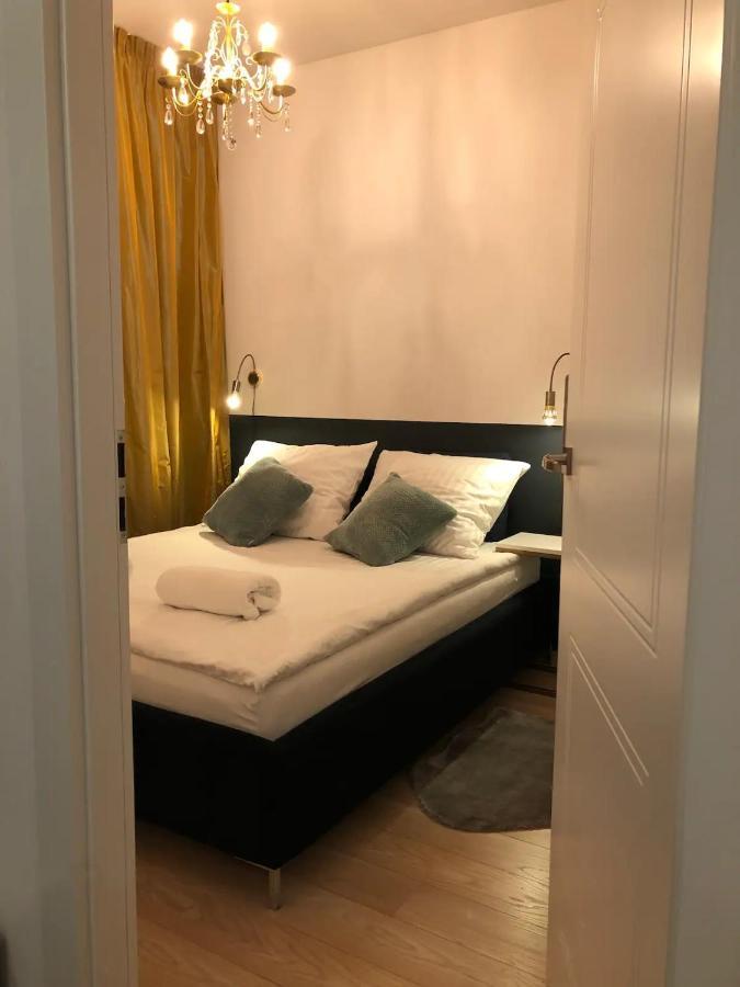Apartament 9, Z Oddzielna Sypialnia! Варшава Екстер'єр фото