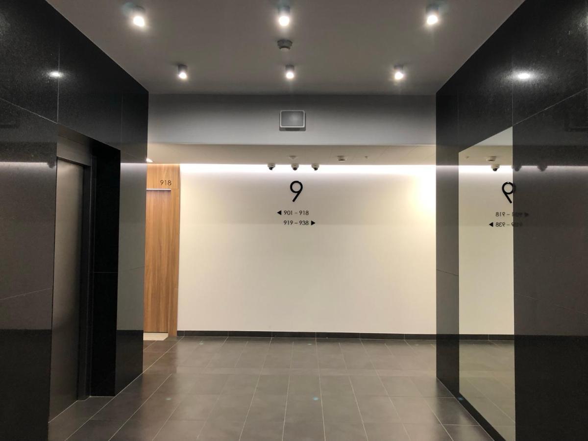 Apartament 9, Z Oddzielna Sypialnia! Варшава Екстер'єр фото