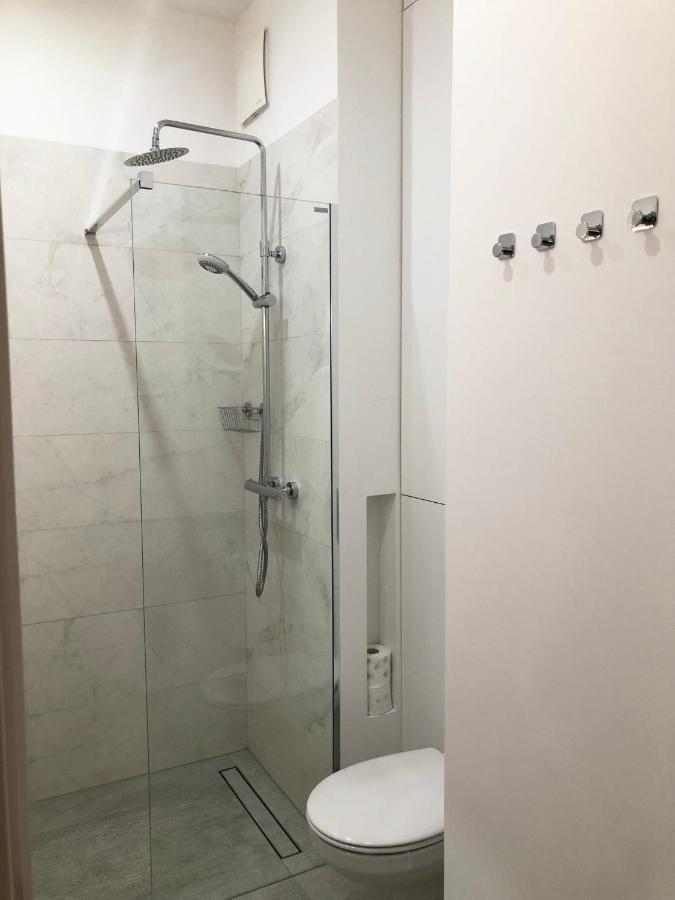 Apartament 9, Z Oddzielna Sypialnia! Варшава Екстер'єр фото